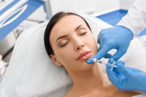lip filler swelling
